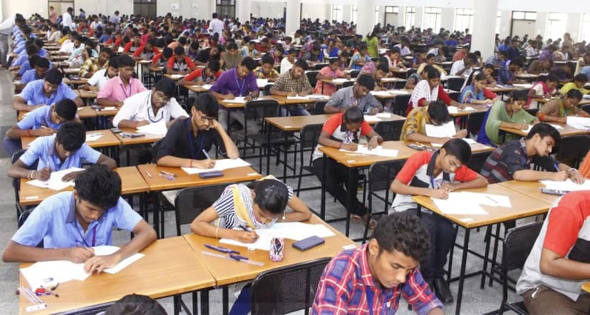 January 2026 registrations: NEET UG, WBJEE, KCET and other key entrance exams opening this month.